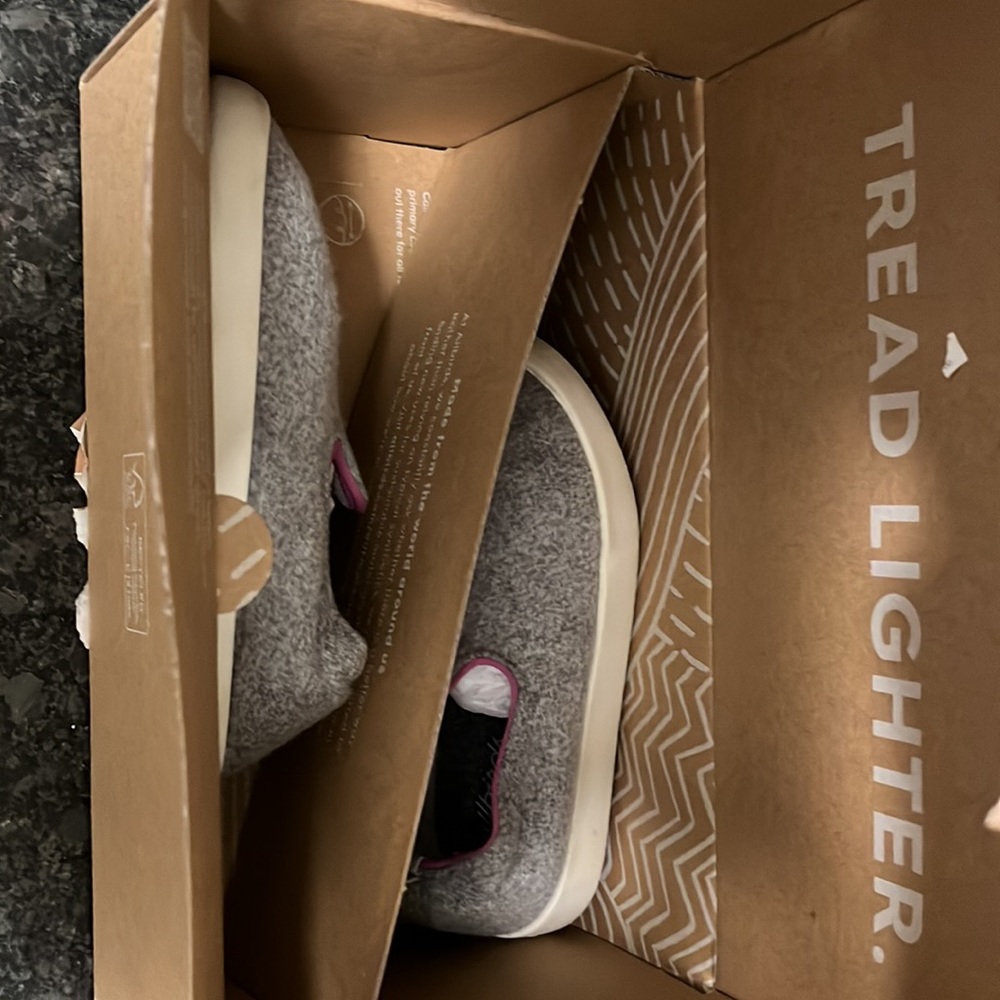 AllBird: Smallbirds wool Loungers-Big kid. Light gray with Blizzard Sole